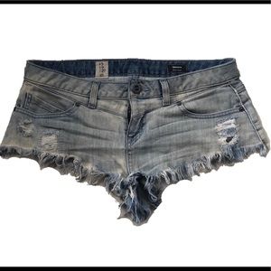 Volcolm denim shorts